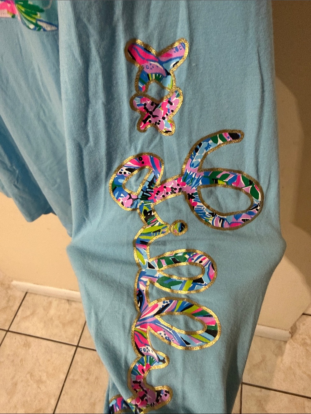 Lilly Pulitzer Finn Top Blue Tropical Floral Panel Long Sleeve Tee - Picture 3 of 6